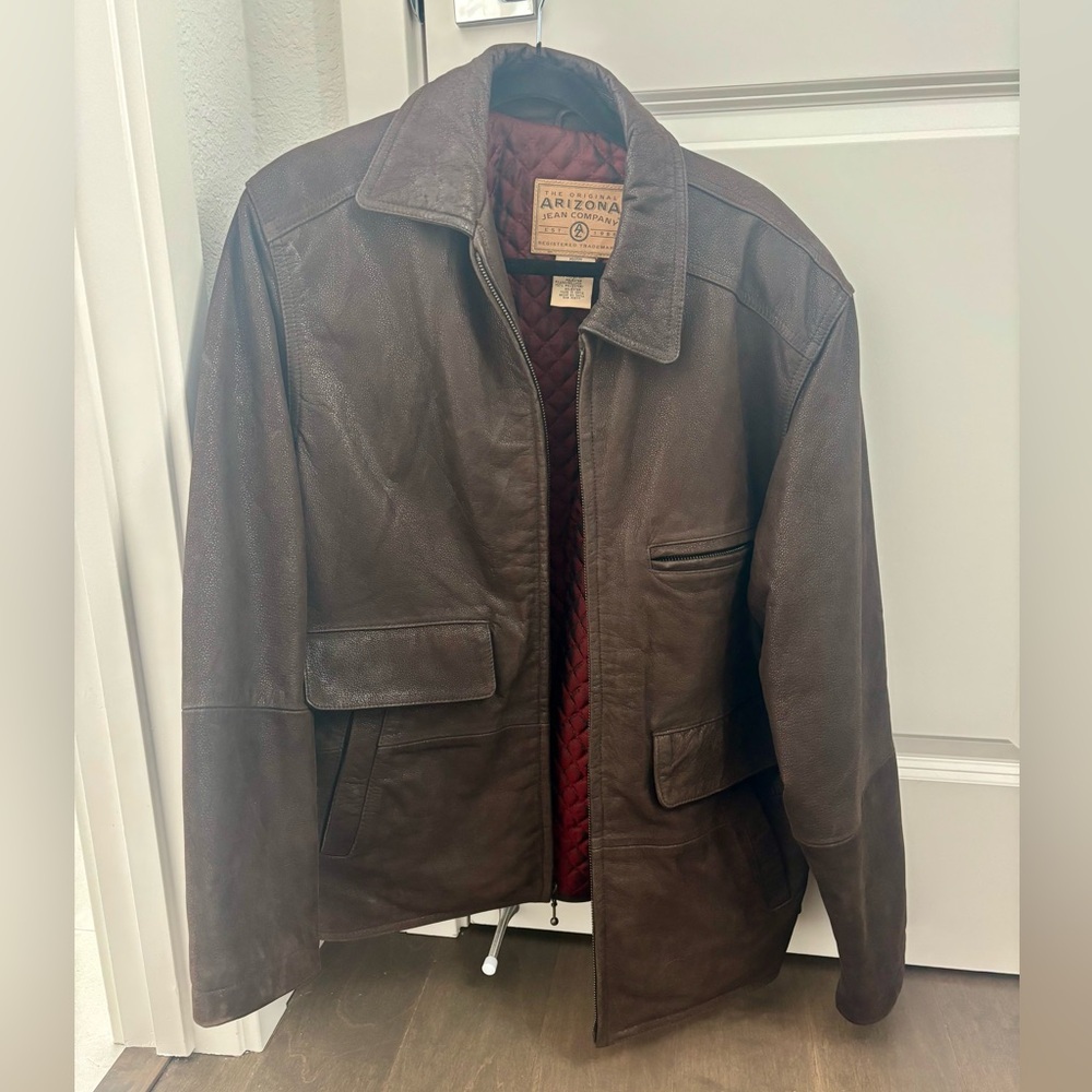 Men’s Vintage The original Arizona Jean Company 100% Leather Jacket
